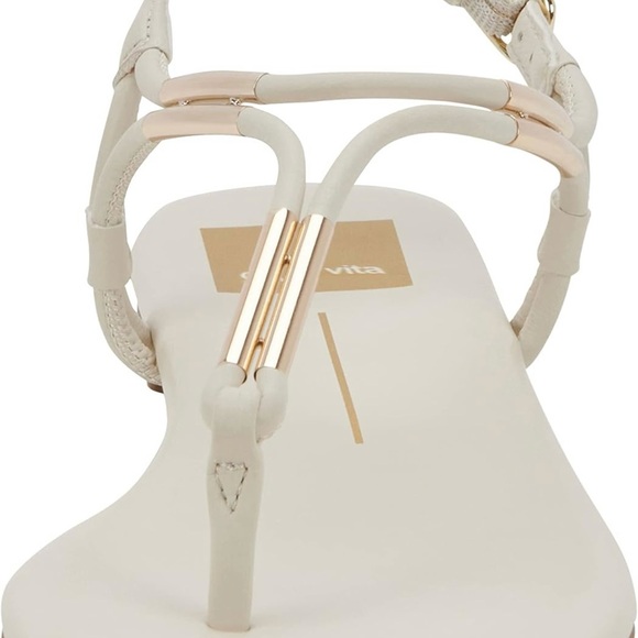 Elegant Cream Sandals - Picture 2 of 9